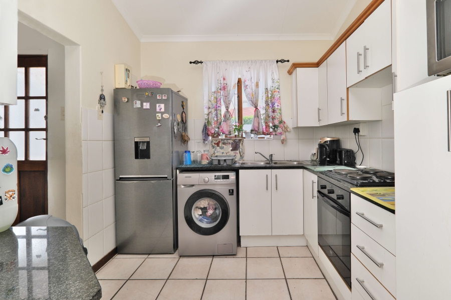 3 Bedroom Property for Sale in Humewood Eastern Cape